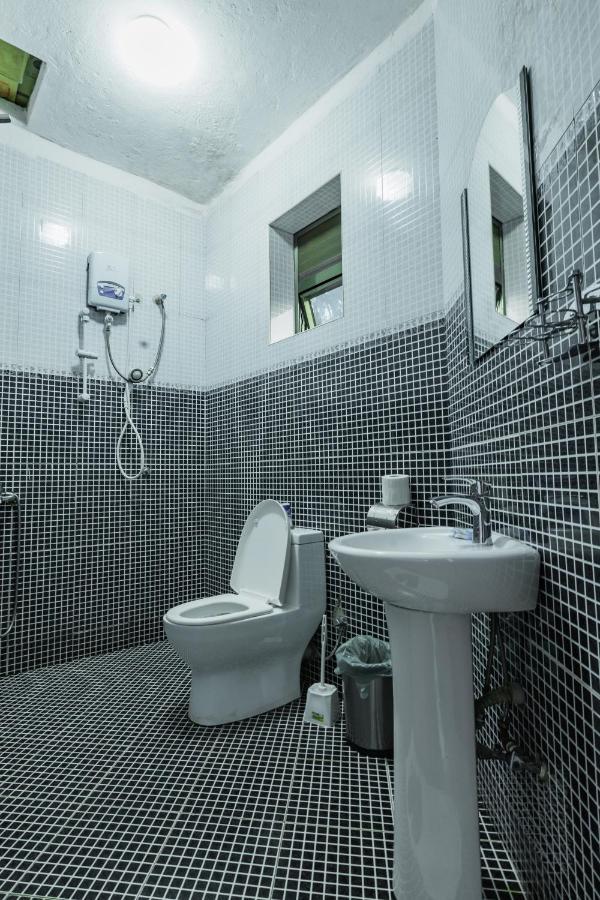 Santa Maria Hotel عنتيبي المظهر الخارجي الصورة