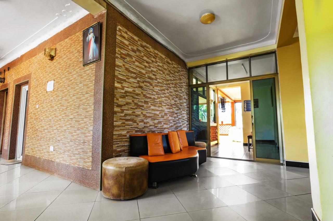 Santa Maria Hotel عنتيبي المظهر الخارجي الصورة