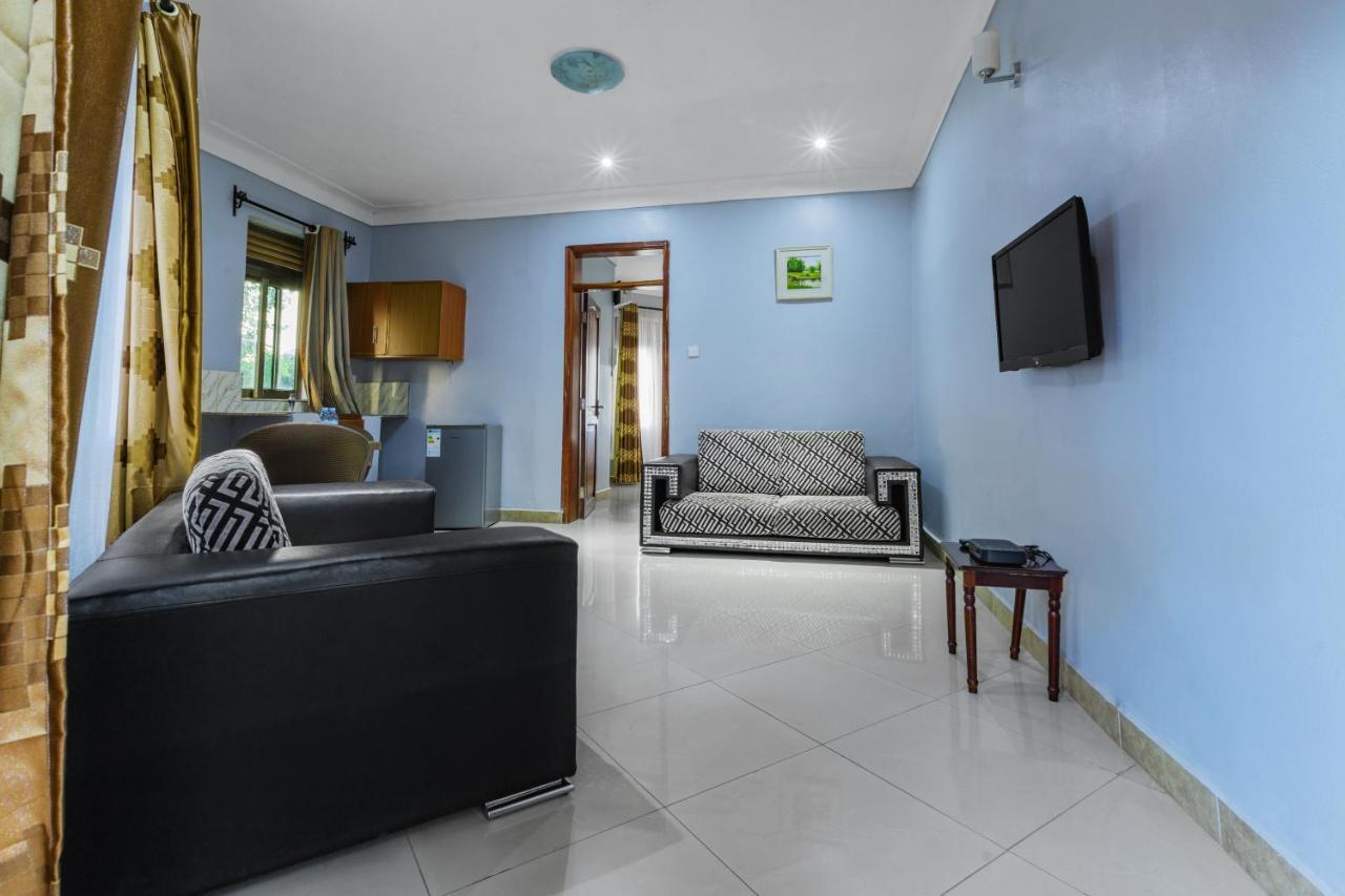 Santa Maria Hotel عنتيبي المظهر الخارجي الصورة